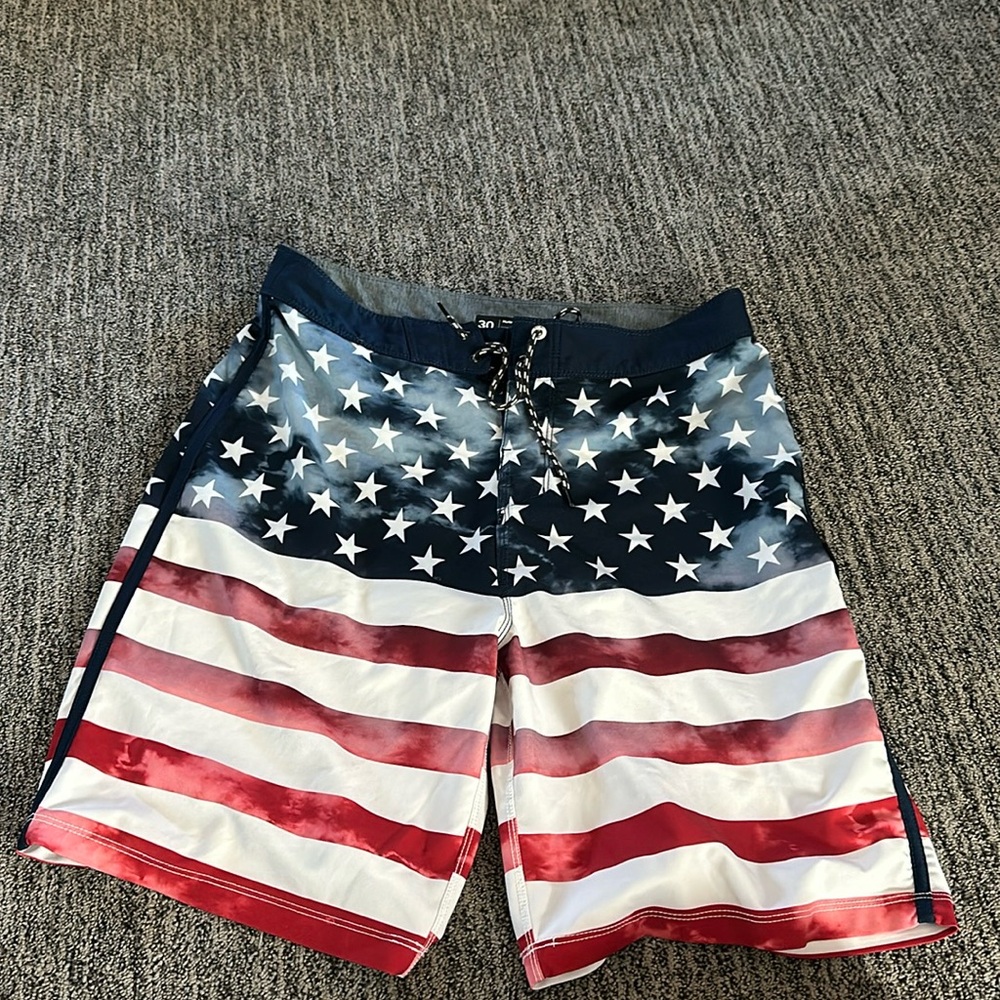 Men’s Hurley phantom board shorts